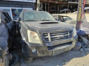 Isuzu dmax limited 2011 panjur